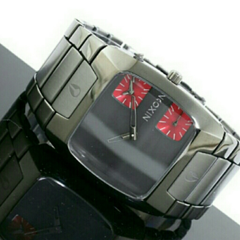 Nixon #The Banks" Watch Gunmetal Grey/Red $350 new